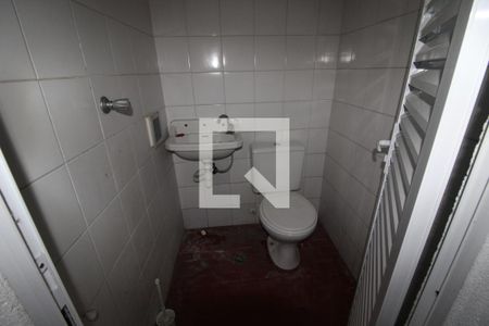 Casa à venda com 240m², 3 quartos e 3 vagasBanheiro 3