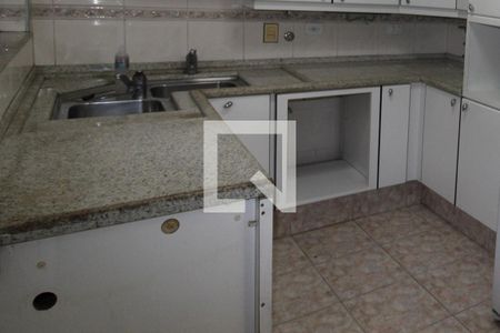 Casa à venda com 240m², 3 quartos e 3 vagasCozinha