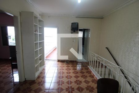 Casa à venda com 240m², 3 quartos e 3 vagasCorredor