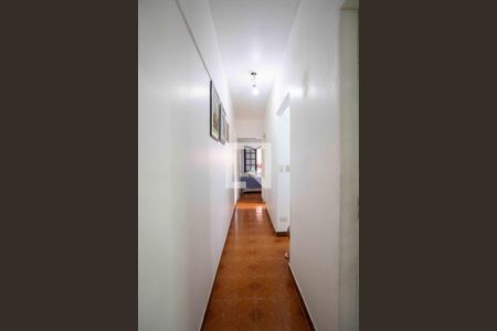 Casa à venda com 163m², 3 quartos e 3 vagasCorredor