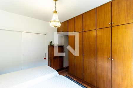 Apartamento à venda com 150m², 3 quartos e 1 vagaQuarto 2 