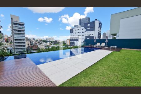 Apartamento à venda com 260m², 3 quartos e 4 vagasÁrea comum - Piscina