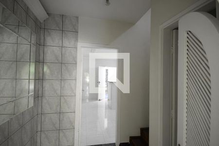 Casa à venda com 230m², 3 quartos e 3 vagasCorredor