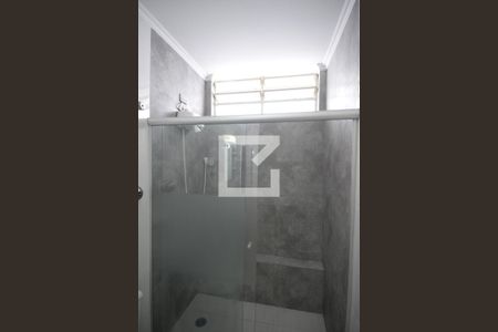 Casa à venda com 230m², 3 quartos e 3 vagasBanheiro