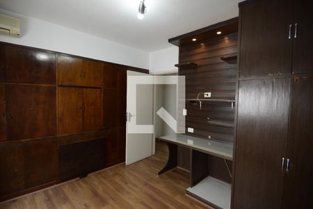 Casa à venda com 230m², 3 quartos e 3 vagasQuarto 2