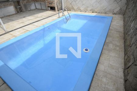 Casa à venda com 230m², 3 quartos e 3 vagasPiscina/ Churrasqueira