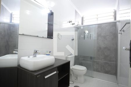 Casa à venda com 230m², 3 quartos e 3 vagasBanheiro