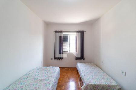 Casa à venda com 210m², 3 quartos e 4 vagas Casa à venda com 210m², 3 quartos e 4 vagasQuarto 03