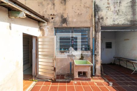 Casa à venda com 210m², 3 quartos e 4 vagas Casa à venda com 210m², 3 quartos e 4 vagasQuintal