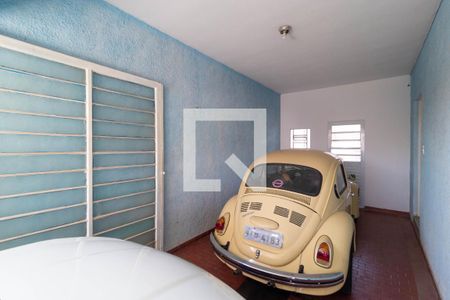 Casa à venda com 210m², 3 quartos e 4 vagas Casa à venda com 210m², 3 quartos e 4 vagasGaragem