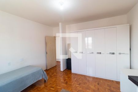 Casa à venda com 210m², 3 quartos e 4 vagas Casa à venda com 210m², 3 quartos e 4 vagasQuarto 01