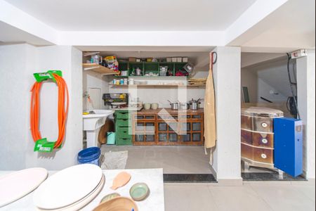 Casa à venda com 391m², 6 quartos e 4 vagasGaragem