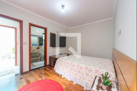 Casa à venda com 391m², 6 quartos e 4 vagasQuarto 3 casa 2