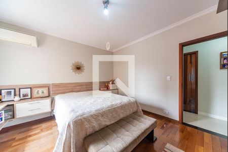 Casa à venda com 391m², 6 quartos e 4 vagasQuarto 2casa 2