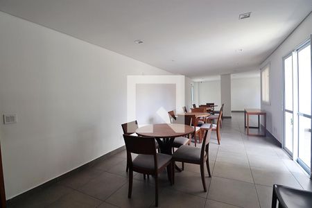 Apartamento à venda com 76m², 3 quartos e 2 vagasÁrea comum - Salão de festas