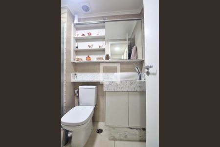 Apartamento à venda com 76m², 3 quartos e 2 vagasSuíte - Banheiro do Quarto 1