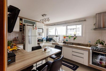 Apartamento à venda com 121m², 3 quartos e 3 vagasCozinha