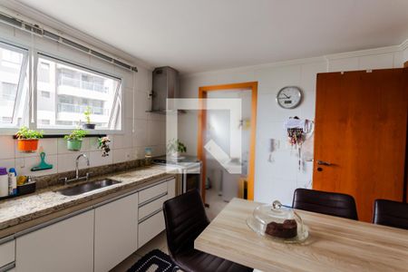 Apartamento à venda com 121m², 3 quartos e 3 vagasCozinha