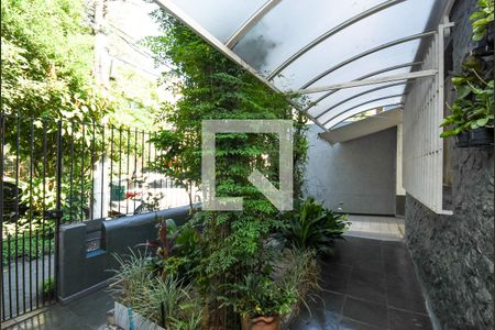 Casa à venda com 181m², 3 quartos e 2 vagas Casa à venda com 181m², 3 quartos e 2 vagasJardim da entrada