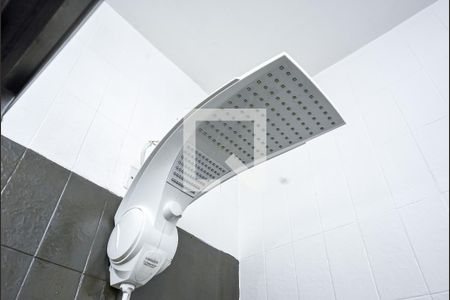 Casa à venda com 181m², 3 quartos e 2 vagas Casa à venda com 181m², 3 quartos e 2 vagasBanheiro