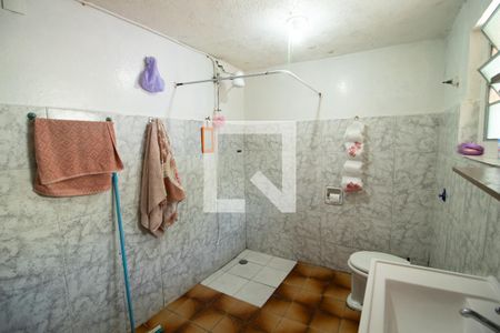 Casa à venda com 190m², 3 quartos e 1 vagaBanheiro