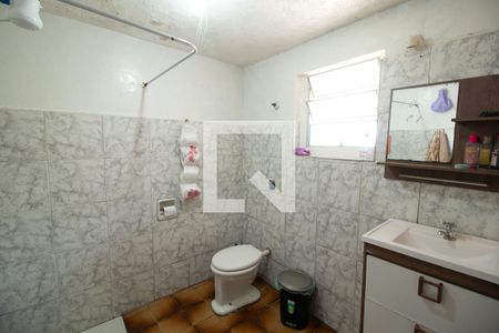 Casa à venda com 190m², 3 quartos e 1 vagaBanheiro
