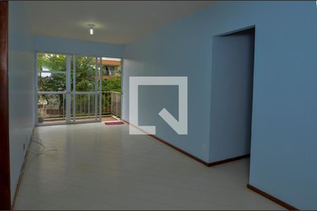 Sala de apartamento para alugar com 2 quartos, 67m² em Barra da Tijuca, Rio de Janeiro