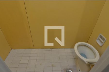 Apartamento para alugar com 67m², 2 quartos e 1 vaga Apartamento para alugar com 67m², 2 quartos e 1 vagaBanheiro de serviço