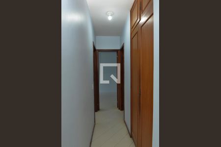 Corredor de apartamento para alugar com 2 quartos, 67m² em Barra da Tijuca, Rio de Janeiro