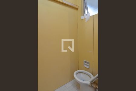 Apartamento para alugar com 67m², 2 quartos e 1 vaga Apartamento para alugar com 67m², 2 quartos e 1 vagaBanheiro de serviço
