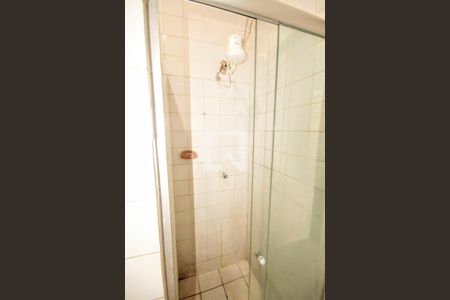 Casa à venda com 420m², 5 quartos e 3 vagasBanheiro 1