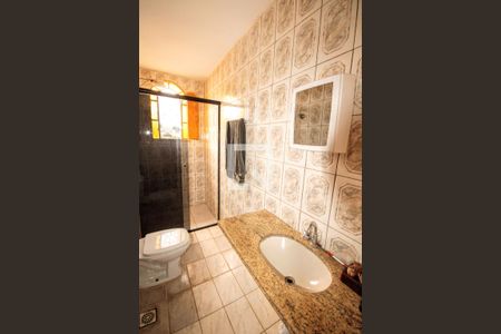 Casa à venda com 420m², 5 quartos e 3 vagasBanheiro 3