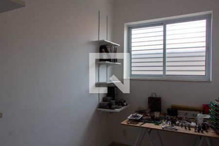 Casa à venda com 360m², 5 quartos e 4 vagas Casa à venda com 360m², 5 quartos e 4 vagasQUARTO 4