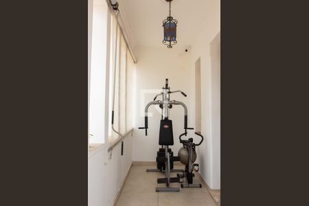 Casa à venda com 360m², 5 quartos e 4 vagas Casa à venda com 360m², 5 quartos e 4 vagasVARANDA SALA DE ESTAR