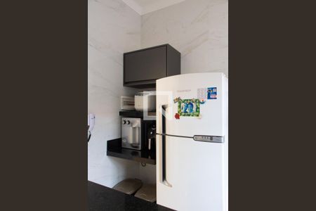 Casa à venda com 360m², 5 quartos e 4 vagas Casa à venda com 360m², 5 quartos e 4 vagasCOZINHA