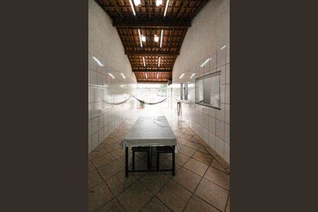 Casa à venda com 300m², 3 quartos e 2 vagas Casa à venda com 300m², 3 quartos e 2 vagasSalão de festas