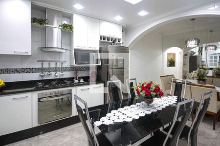 Casa à venda com 300m², 3 quartos e 2 vagas Casa à venda com 300m², 3 quartos e 2 vagasCozinha