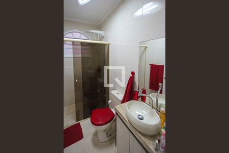 Casa à venda com 300m², 3 quartos e 2 vagas Casa à venda com 300m², 3 quartos e 2 vagasBanheiro Social