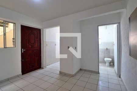 Sala de casa para alugar com 1 quarto, 60m² em Vila Palmares, Santo André