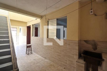 Casa para alugar com 60m², 1 quarto e 1 vagaÁrea de Serviço