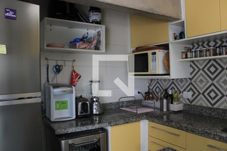 Apartamento à venda com 130m², 2 quartos e 2 vagasCozinha
