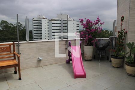 Apartamento à venda com 130m², 2 quartos e 2 vagasVaranda