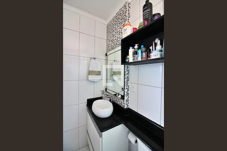 Apartamento à venda com 63m², 2 quartos e 2 vagasQuarto 1 - Suíte Banheiro