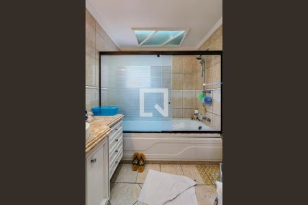 Apartamento à venda com 147m², 3 quartos e 3 vagasBanheiro da Suíte 2