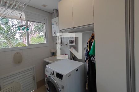 Apartamento à venda com 92m², 2 quartos e 2 vagasÁrea de Serviço