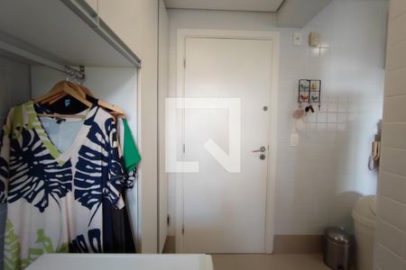 Apartamento à venda com 92m², 2 quartos e 2 vagasÁrea de Serviço