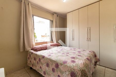 Casa à venda com 167m², 4 quartos e 4 vagas Casa à venda com 167m², 4 quartos e 4 vagasQuarto 2