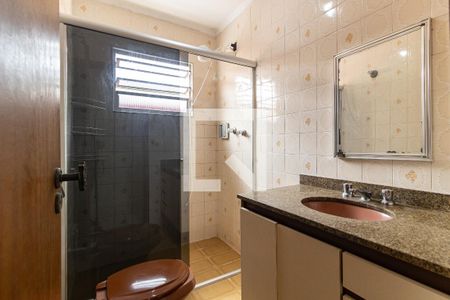 Casa à venda com 167m², 4 quartos e 4 vagas Casa à venda com 167m², 4 quartos e 4 vagasBanheiro Social