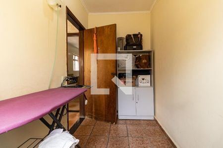 Casa à venda com 167m², 4 quartos e 4 vagas Casa à venda com 167m², 4 quartos e 4 vagasQuarto de Serviço