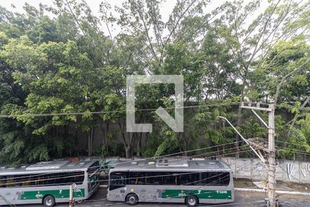 Casa à venda com 167m², 4 quartos e 4 vagas Casa à venda com 167m², 4 quartos e 4 vagasVista da Suíte